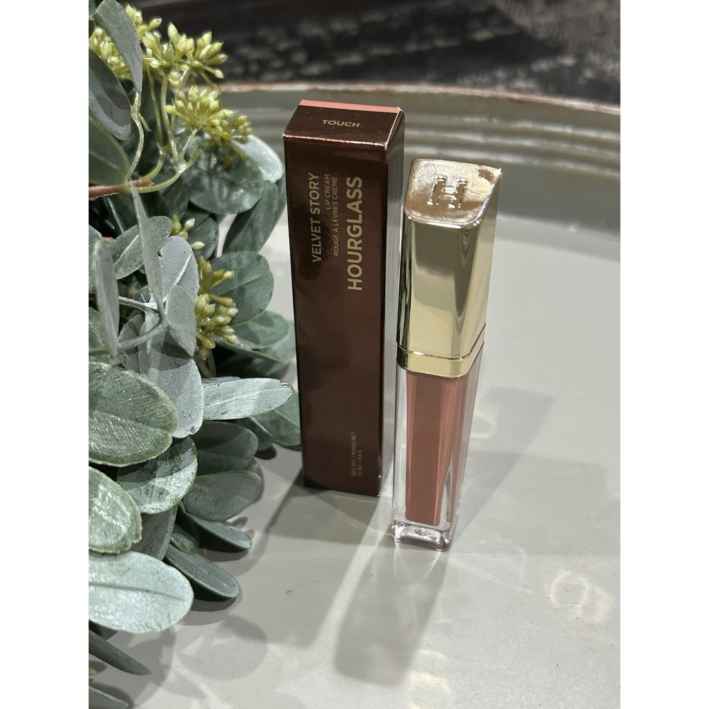 Hourglass Velvet Story Lip Cream Matte Finish Lip Mousse "Touch" 0.12 Oz ($36)